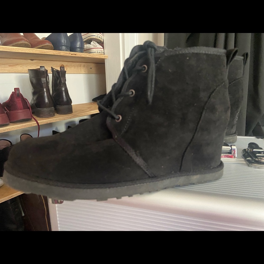 Suede wedge boots